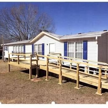 The accessible entrance to Sabine Community Connection